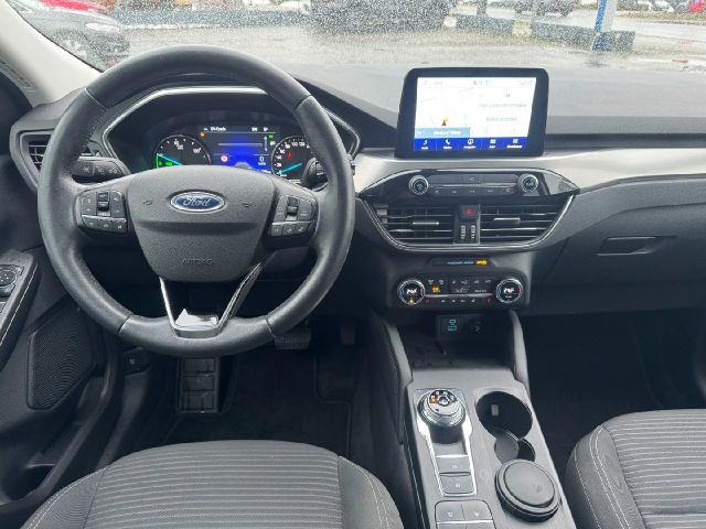 Ford Kuga Plug-In Hybrid Titanium AHKAllwetterreifen