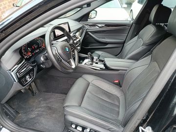 BMW 520 - 12