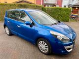 RenaultScenic, wenig Kilometer, Rentner Fahrzeug - Renault in Essen: R