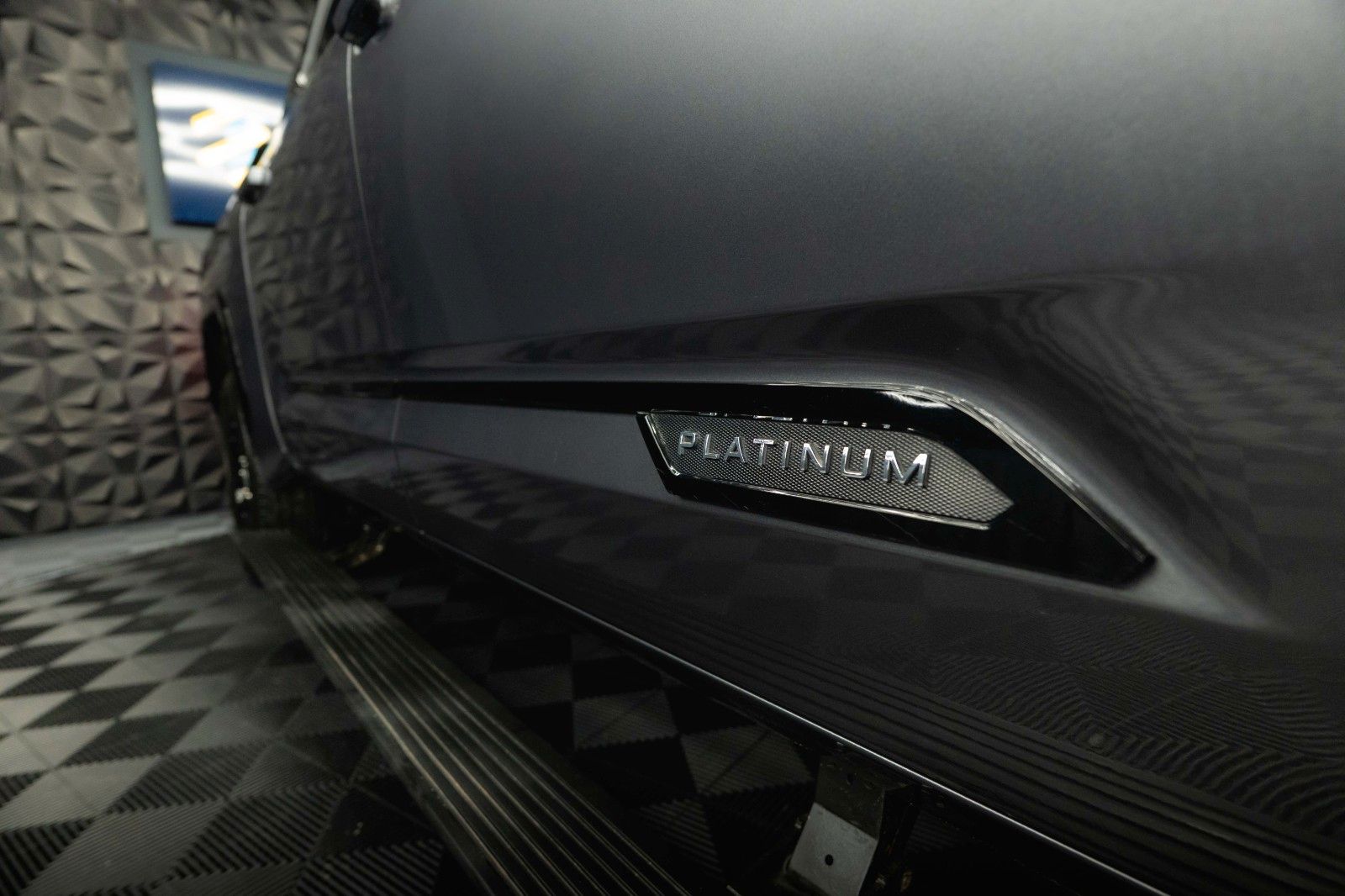 Fahrzeugabbildung Toyota Tundra PLATINUM 3.4L V6 4x4 *100%Options*19%VAT*