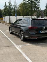 Volkswagen Passat Variant 2.0 TDI Elegance | IQ. - Volkswagen Passat: Elegance