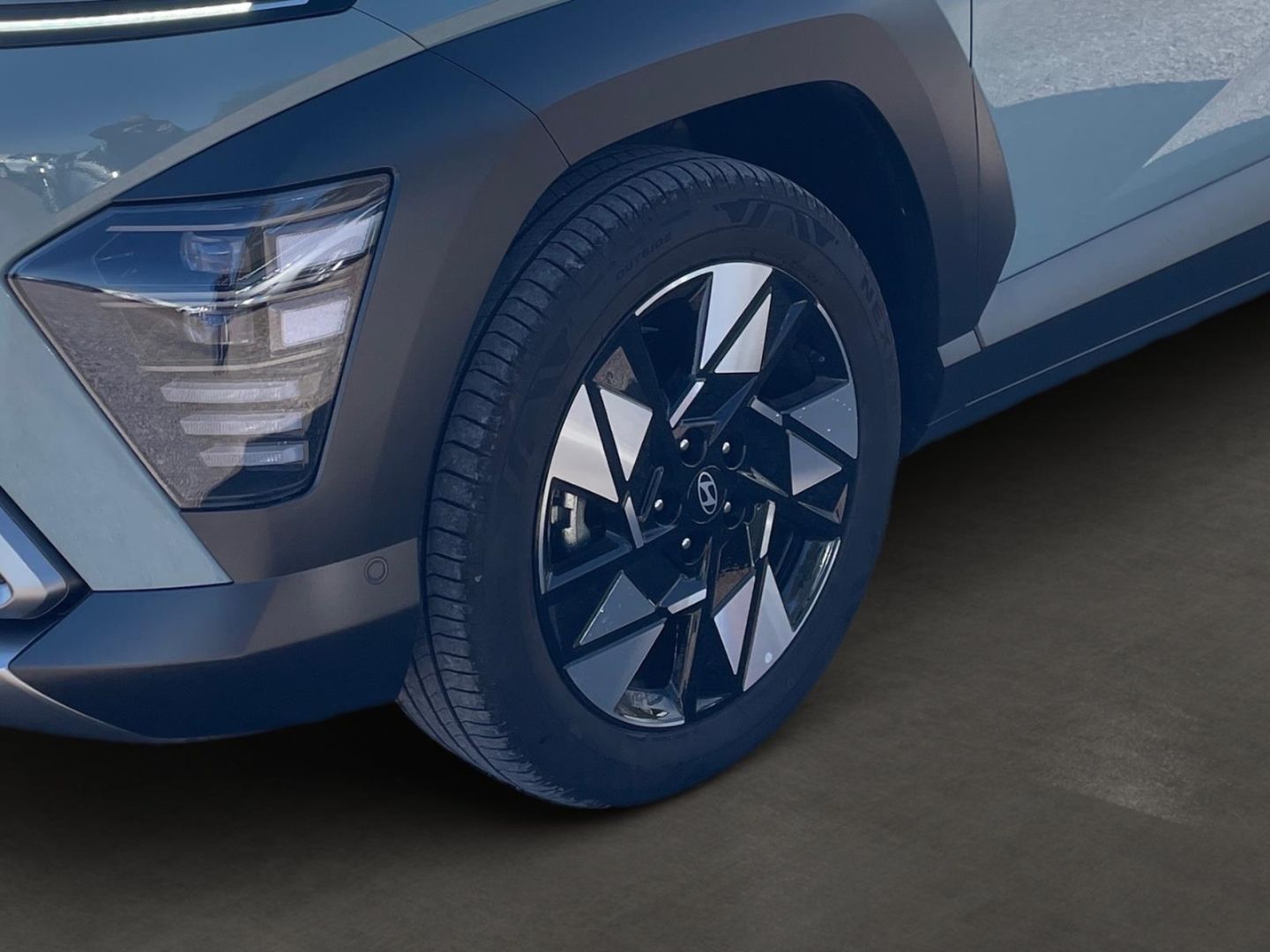 Fahrzeugabbildung Hyundai KONA 1.6 Hybrid Trend Lichtpaket Navigation LED