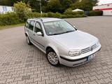 Volkswagen Golf 4  1.4L Variant - Volkswagen Golf aus 2001: Kombi
