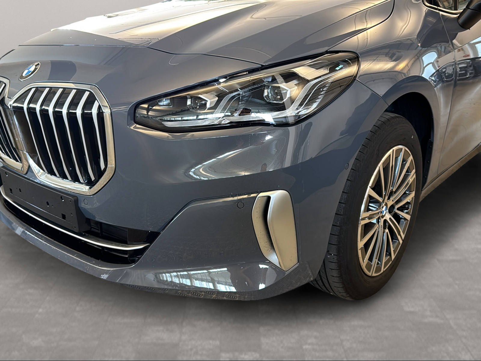 BMW 220 Active Tourer - Bild 12
