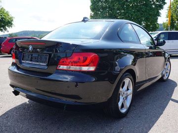 BMW 120 - 6