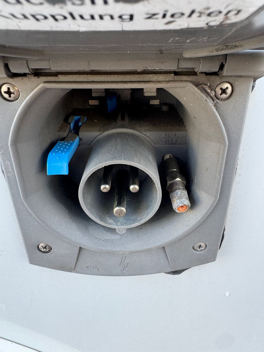 Fahrzeugabbildung Bürstner Nexxo T 569 FIAT DUCATO SOLAR TV VOLL SCHECKHEFT