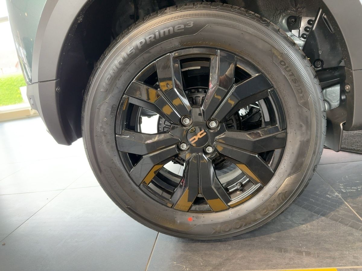 Fahrzeugabbildung Dacia Sandero Stepway Extreme+ TCe 110 ECO-G *SOFORT*