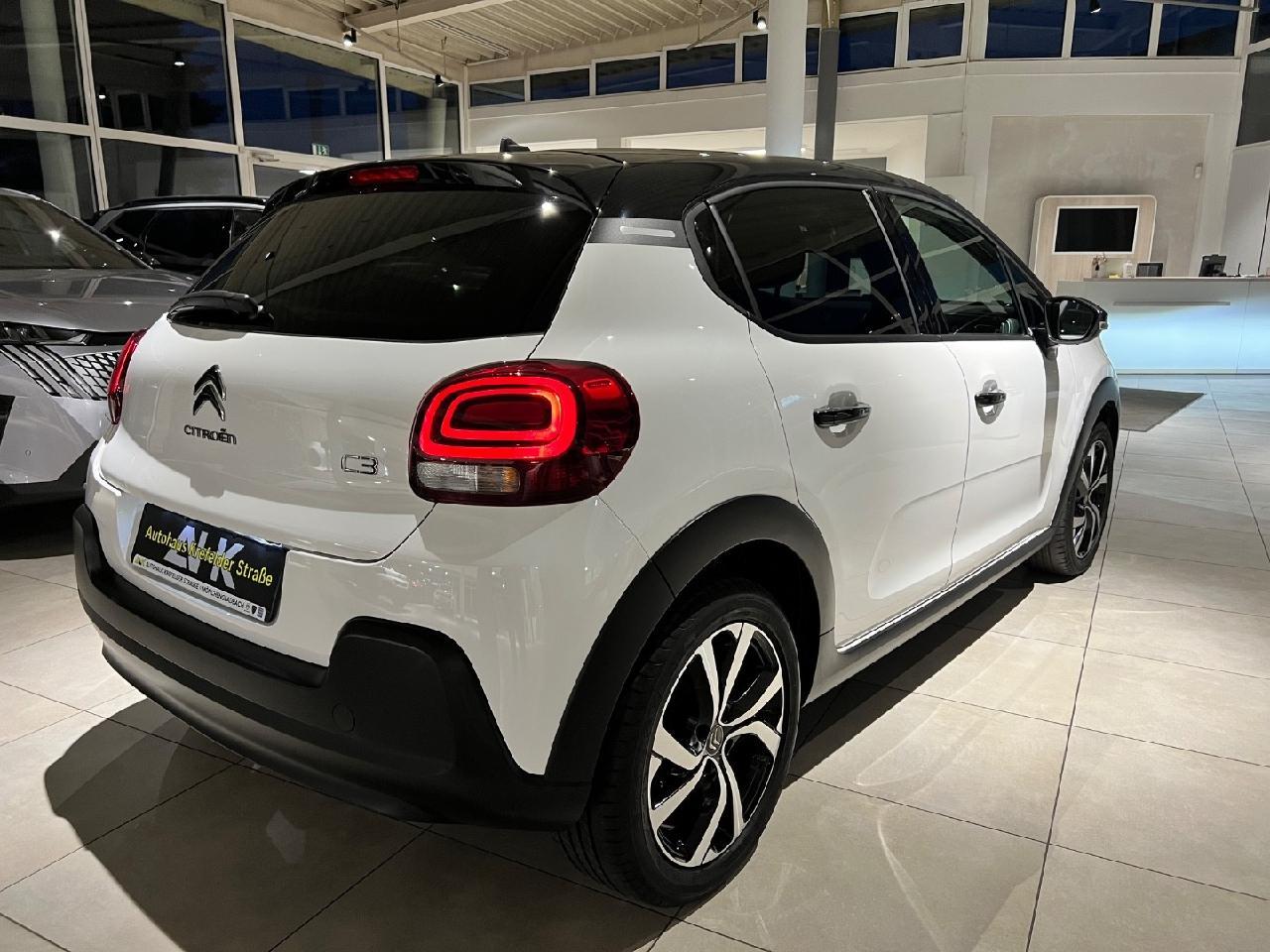 Citroën C3Puretech83ShinePack*NAV*KAM*LM*1.HD*