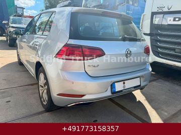 Volkswagen Golf - 4
