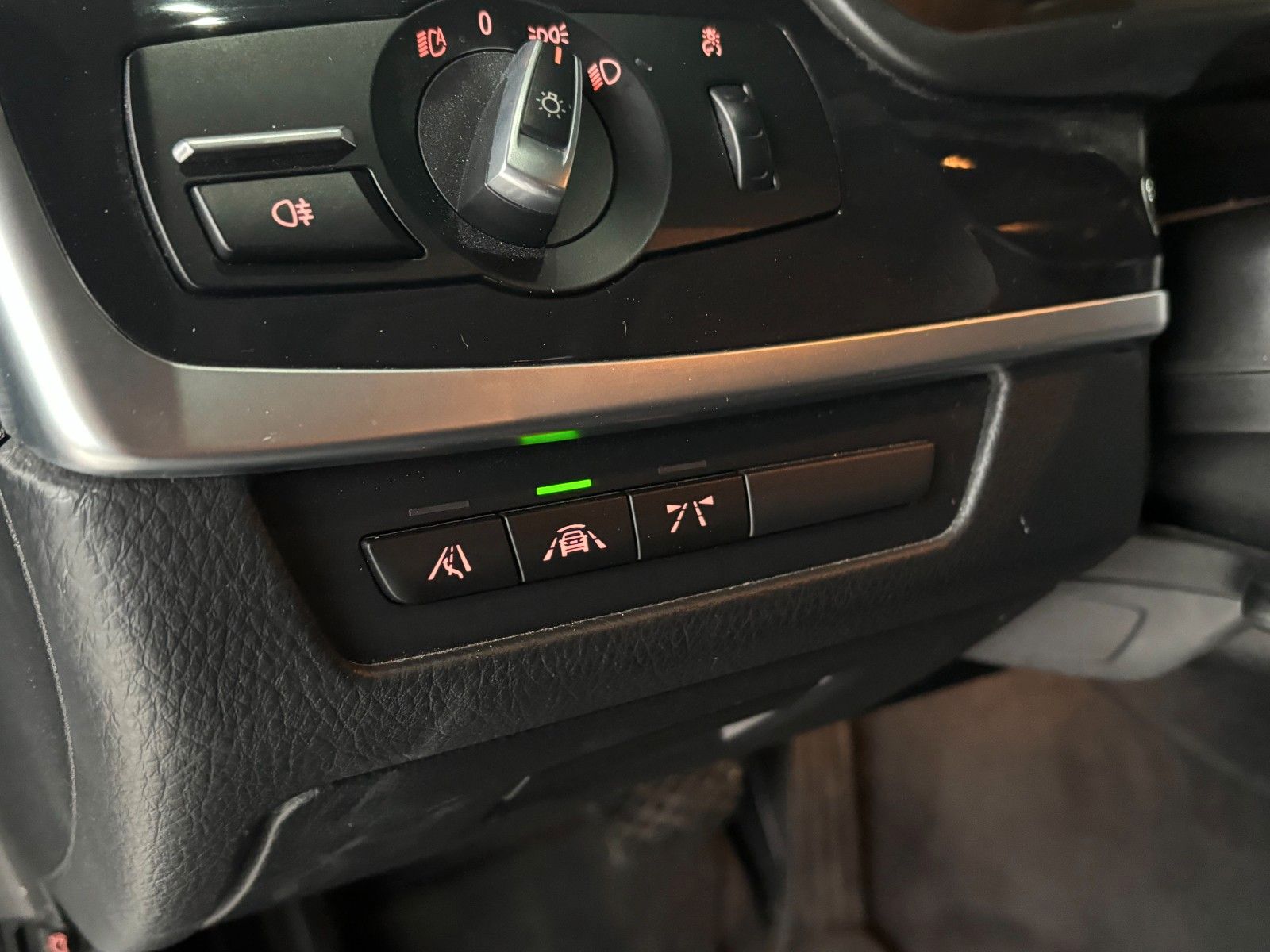 Fahrzeugabbildung BMW 520d xDrive *Automatik*Kamera*SHZ*Navi*Klima