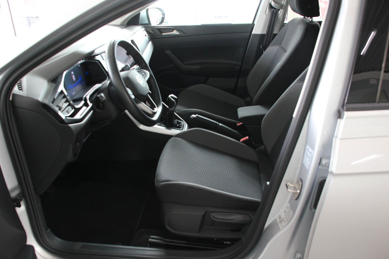 Fahrzeugabbildung Volkswagen Taigo 1.0 TSI Life