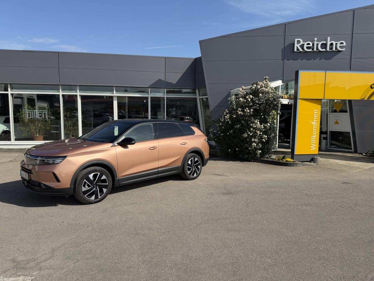 Opel Grandland GS 1.2 AT+NAV+PANO+ Klima Navi