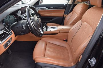 BMW 740 - 5