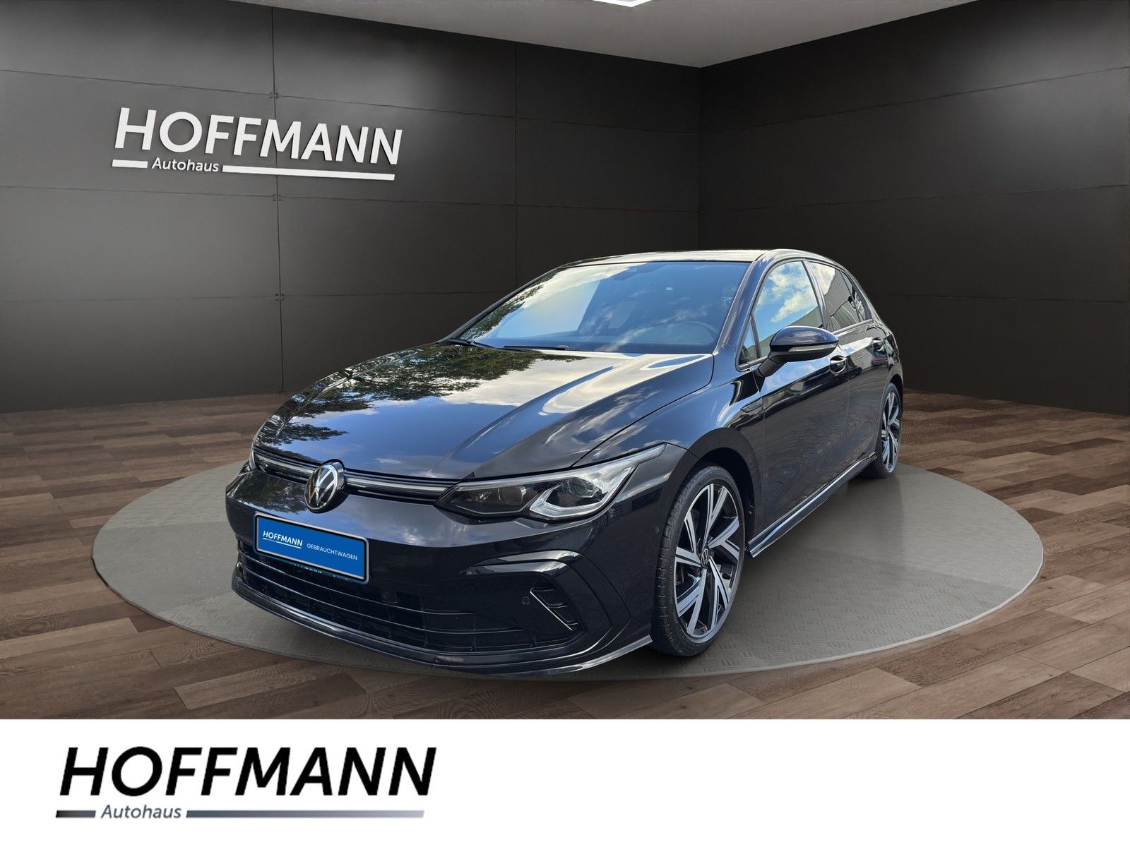Volkswagen Golf 2.0 TSI R-Line DSG AHK+Matrix+Pano