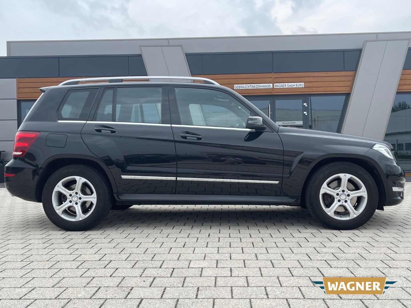 Fahrzeugabbildung Mercedes-Benz GLK 220 CDI BlueEfficiency 4Matic