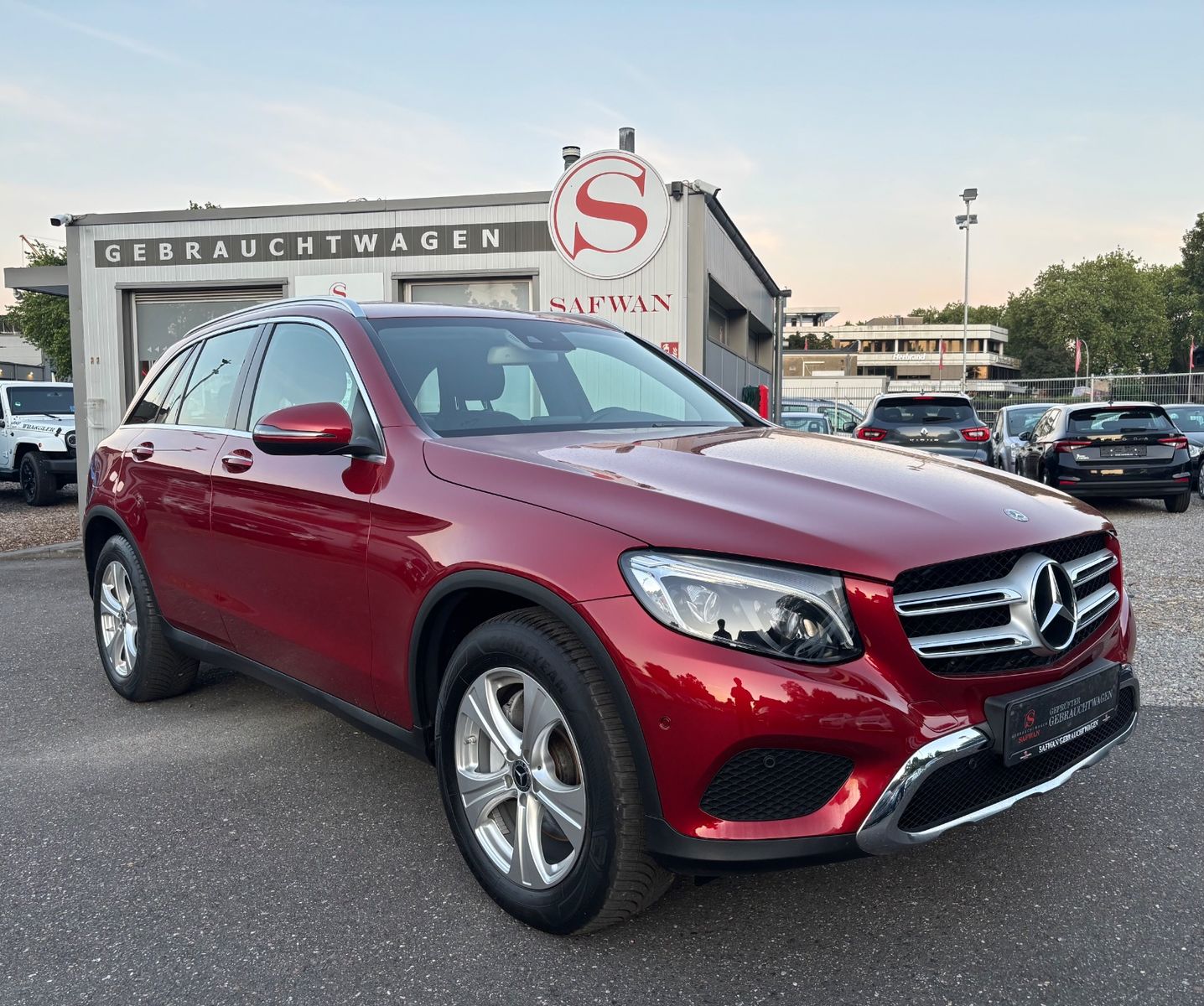 MERCEDES-BENZ GLC 250 d 4Matic*RKAM*LEDER*AHK*LED*1HD*KEYLESS*