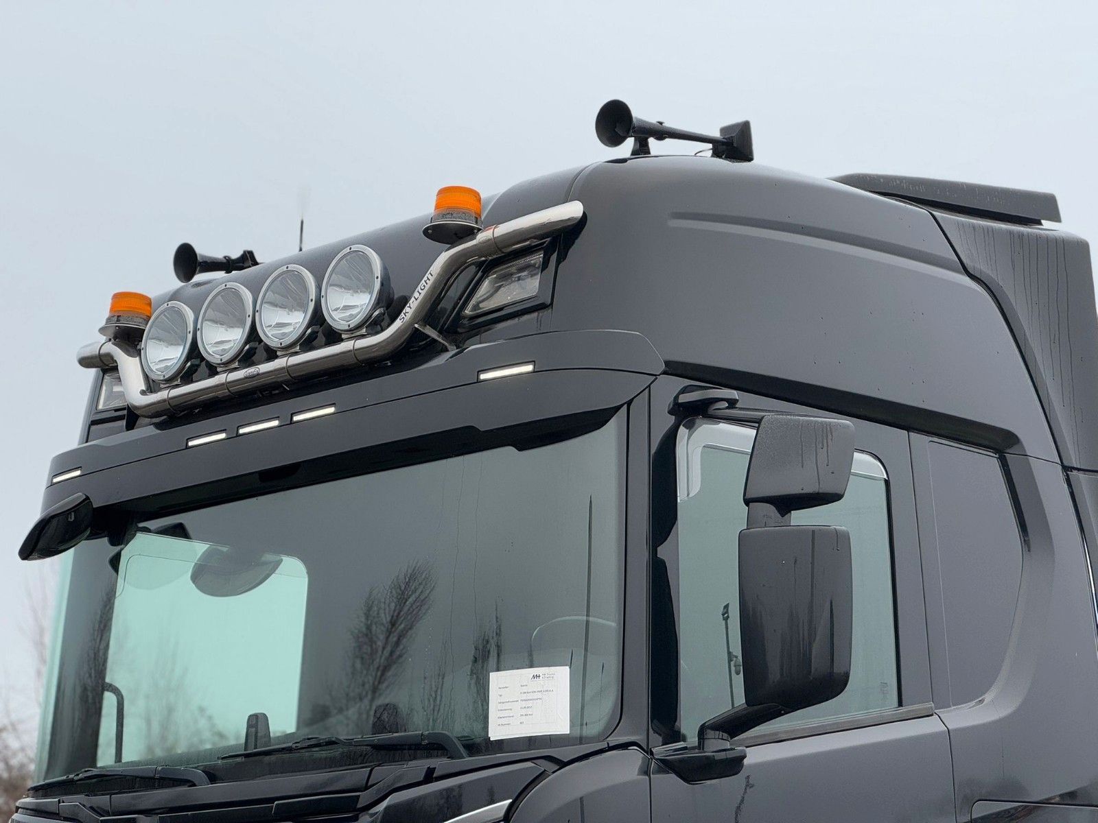 Fahrzeugabbildung Scania R580 V8 HMF 3220-K4 Kran Funk 66 t