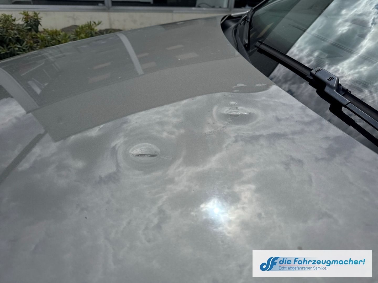 Fahrzeugabbildung Volkswagen Tiguan Sport & Style 4Motion El. Panodach *EXPO