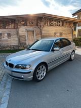 BMW 3er E46 318i  Sehr gepflegt - BMW 318 Limousine E46 318i mit Benzin-Antrieb