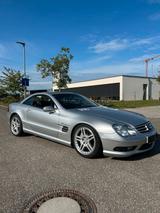 Mercedes-Benz Mercedes Benz SL 55 AMG - Mercedes-Benz SL 55 AMG mit Benzin-Antrieb: Cabrio