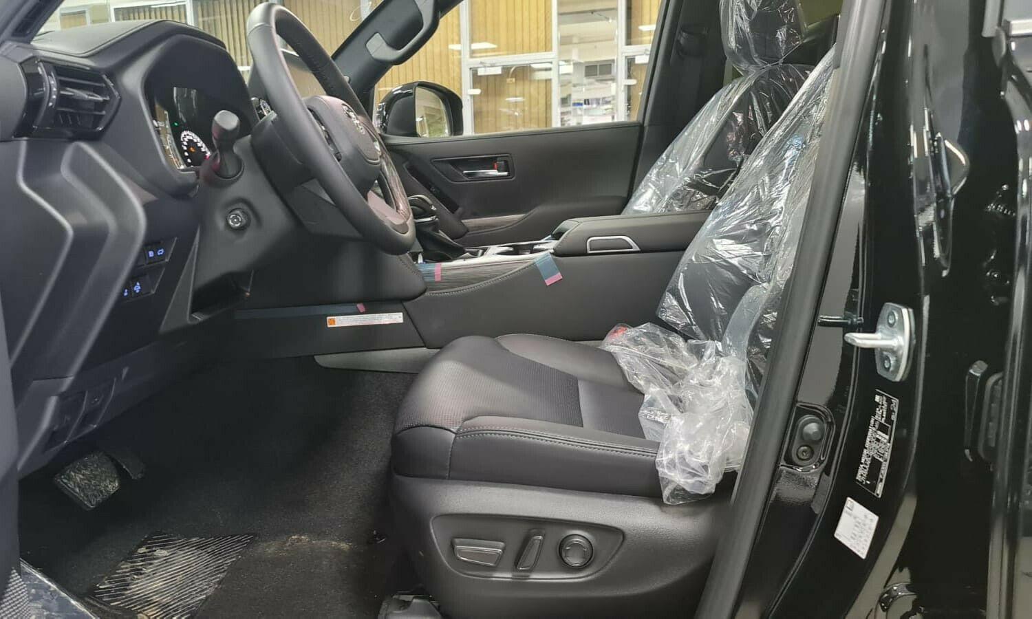 Toyota LC300*70thANV+NEU+EUreg+VOLL+360cam+HUD+RearTV