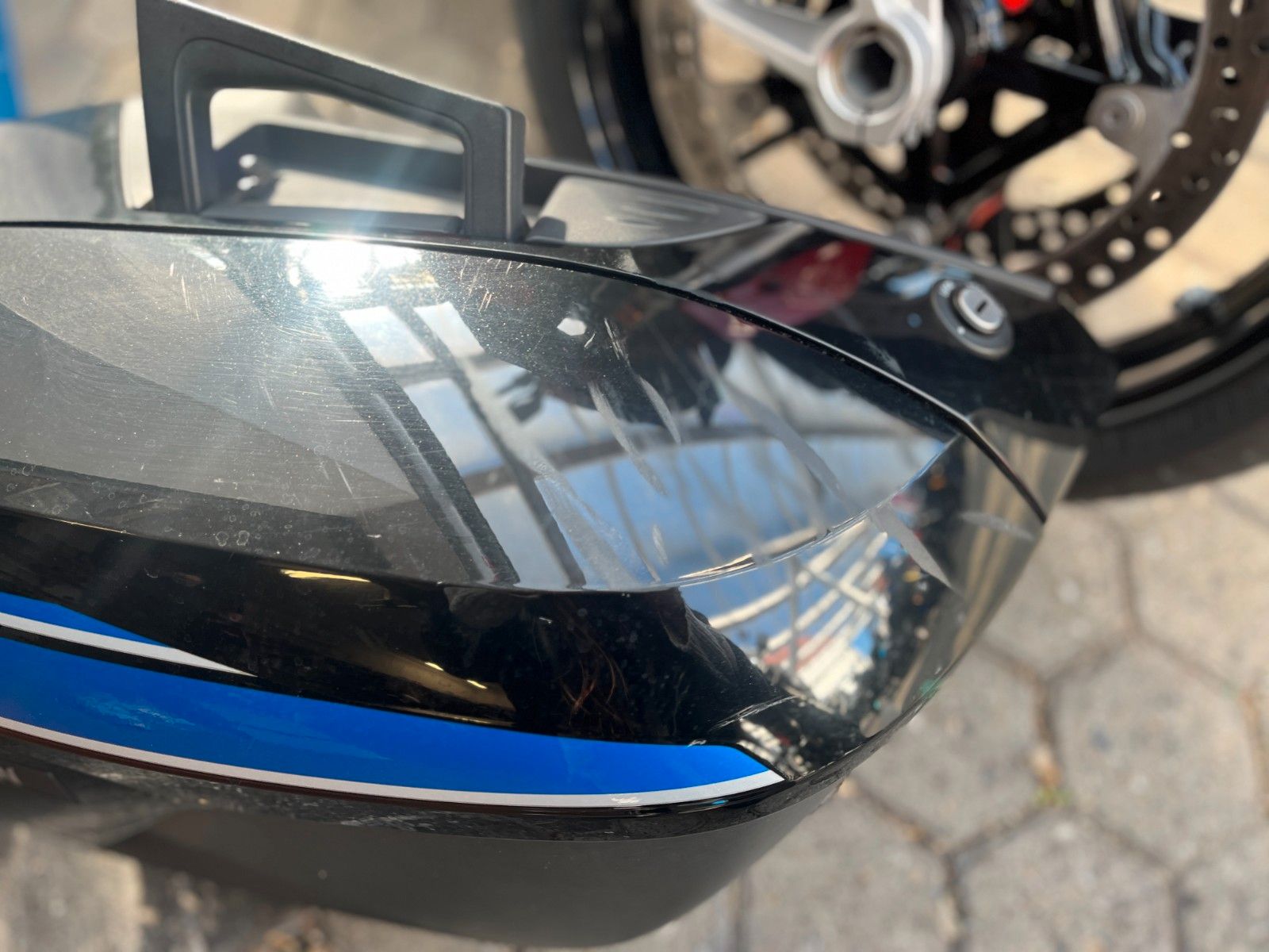 Fahrzeugabbildung BMW K1600GT  Voll  Reifen Service NEU