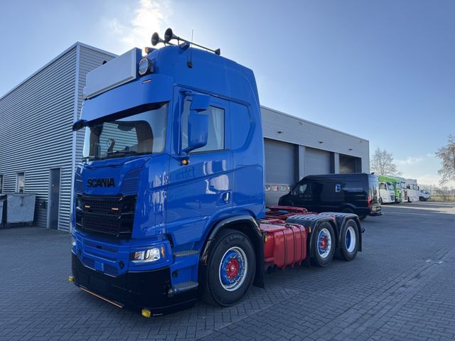 Scania R650 6x2 special showtruck