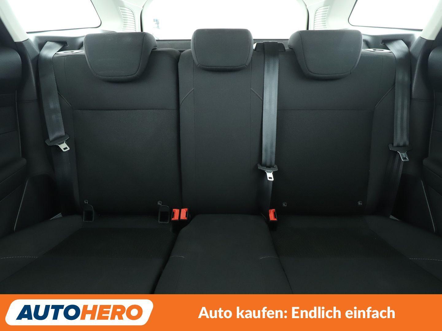 Ford Focus 1.0 EcoBoost Business*NAVI*TEMPO*PDC*SHZ*