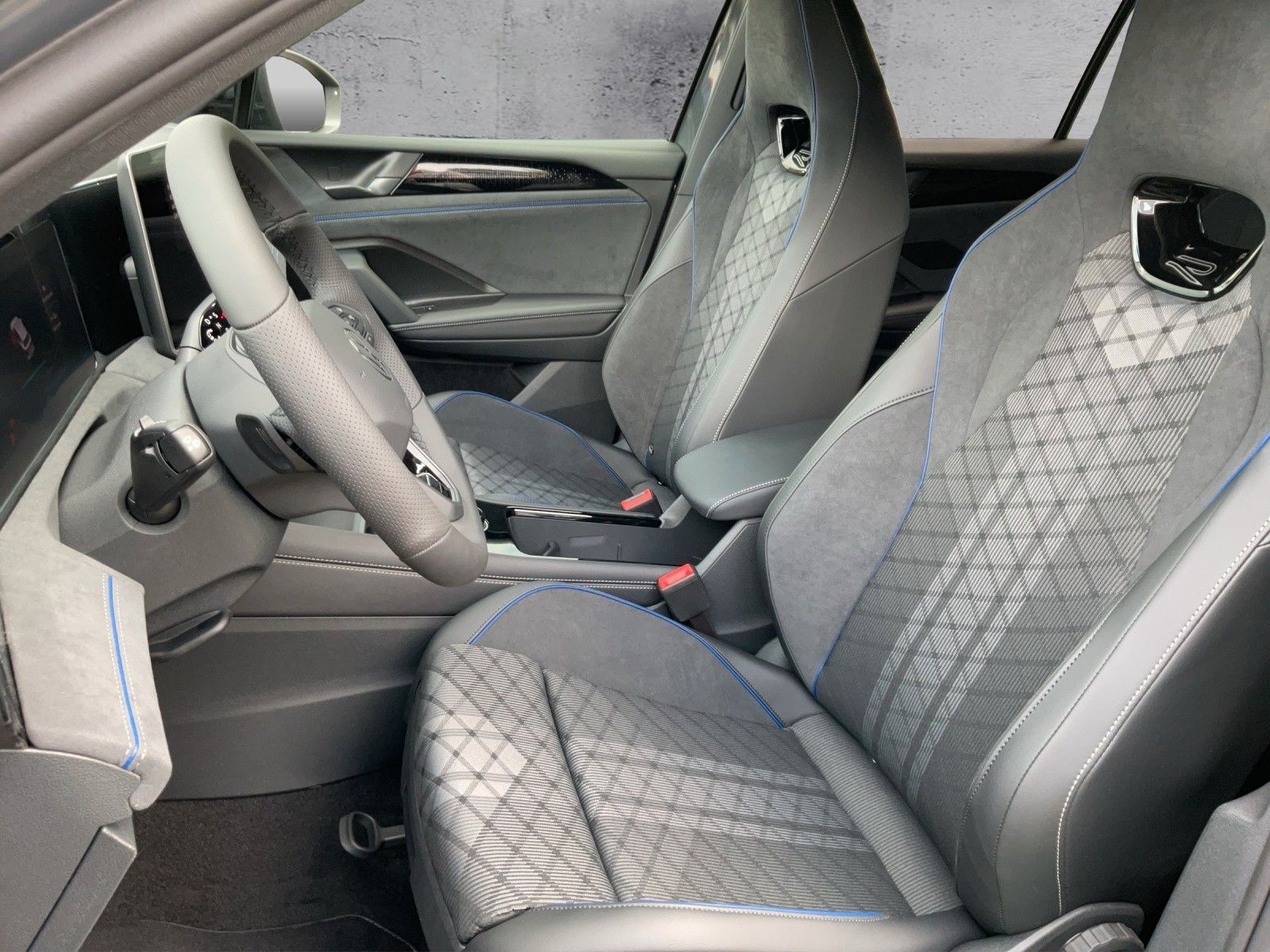 Volkswagen Tiguan 1.5 TSI eHybrid 200 kW R-Line foto 5
