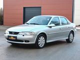 Opel Vectra B 2.2 16V *AUTOMATIK*XENON*SHZ*KLIMA - gebrauchte Opel Vectra aus dem Jahr 2001