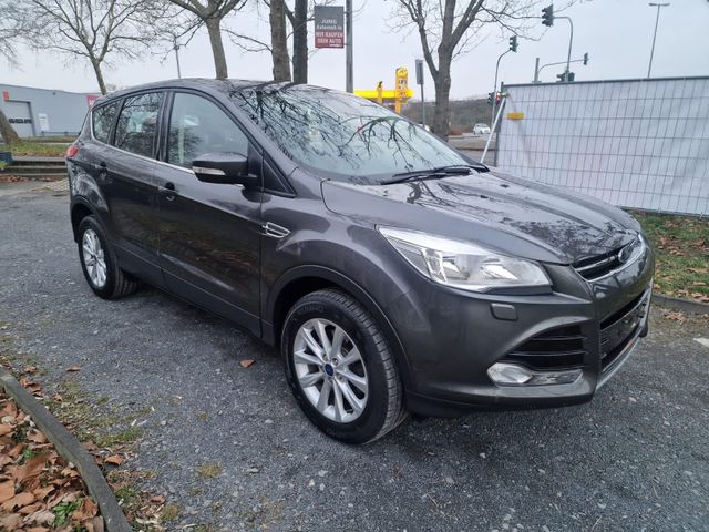 Ford Kuga Titanium  1. Hand /Automatik/ Navi / Euro 6