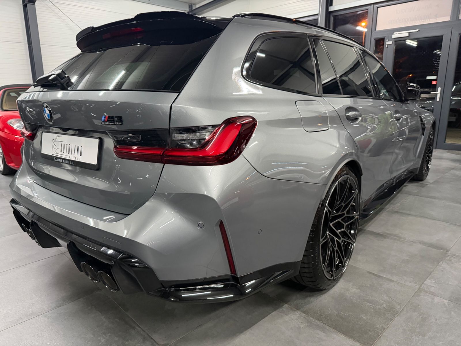 BMW M3 Touring xDrive Competition foto 8