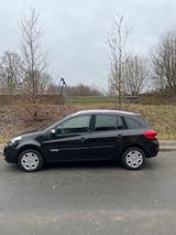 Renault Clio Grandtour TomTom Edition 1.2 16V 75 Tom... - Renault Clio mit Benzin-Antrieb: Kombi, 1.2