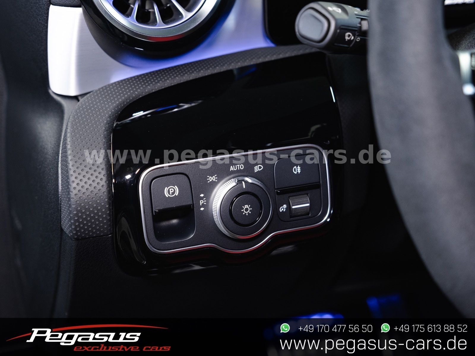 MERCEDES-BENZ A 45 AMG - 34