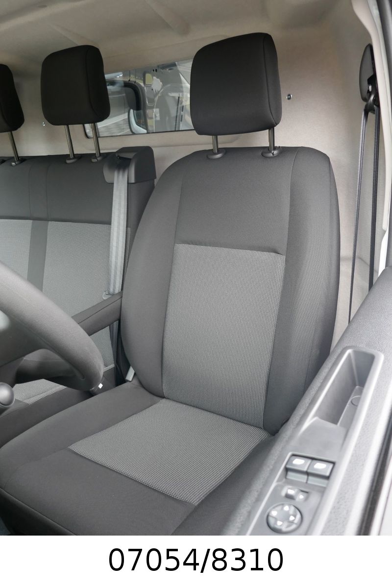 Fahrzeugabbildung Opel Vivaro Kasten Edition M