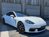 Porsche Panamera 4E-Hybrid*APPROVED*MATRIX*LUFT*BOSE*PAN - Porsche Panamera aus 2018 mit Hybrid-Antrieb