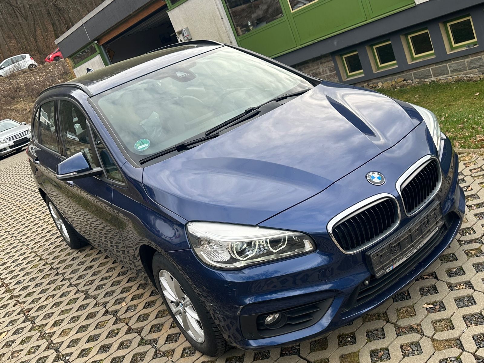 BMW 218 - 1