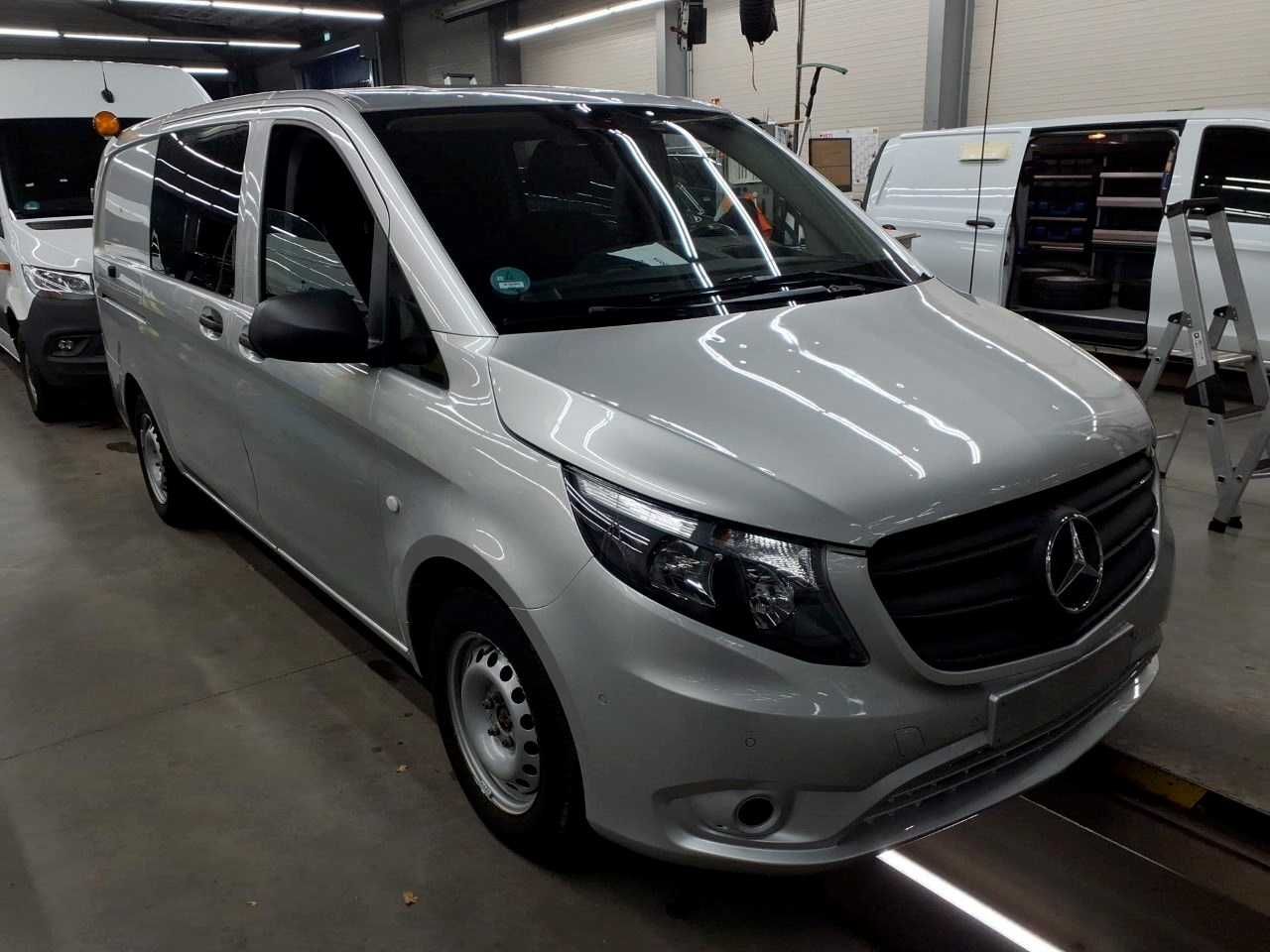 Fahrzeugabbildung Mercedes-Benz Vito 114 CDI Mixto Regal AHK Klima PARKTRONIC
