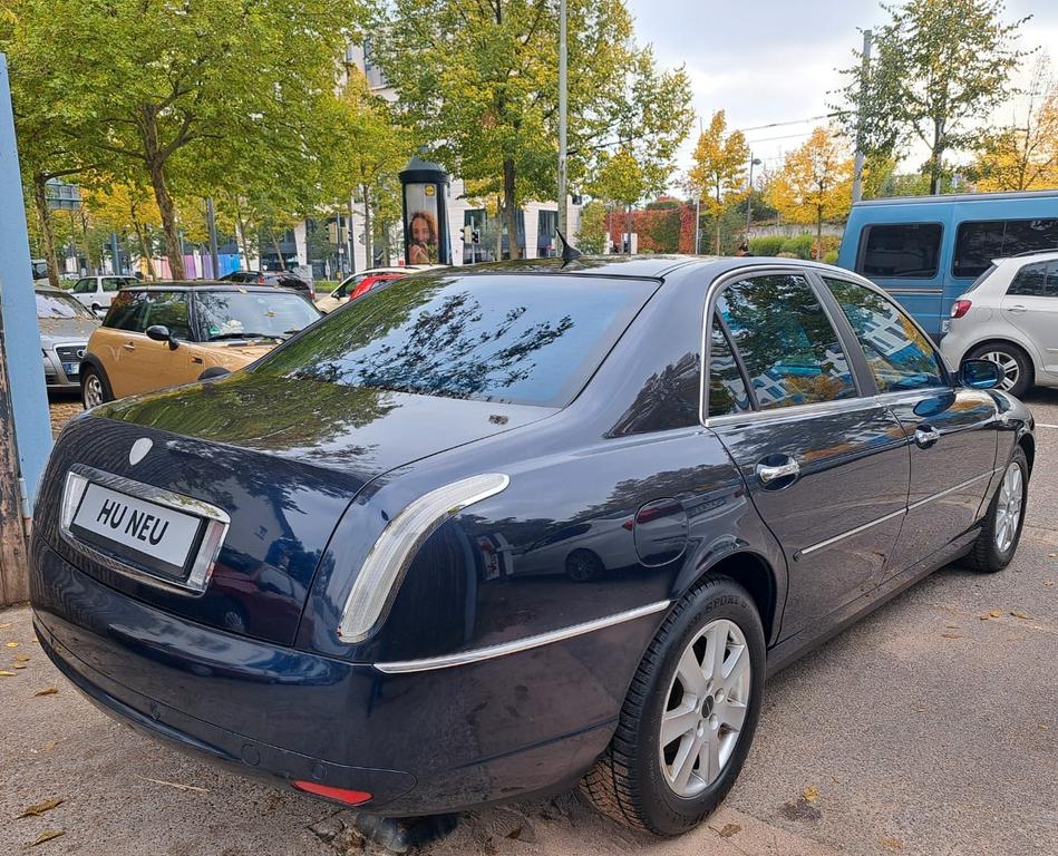 Lancia Thesis