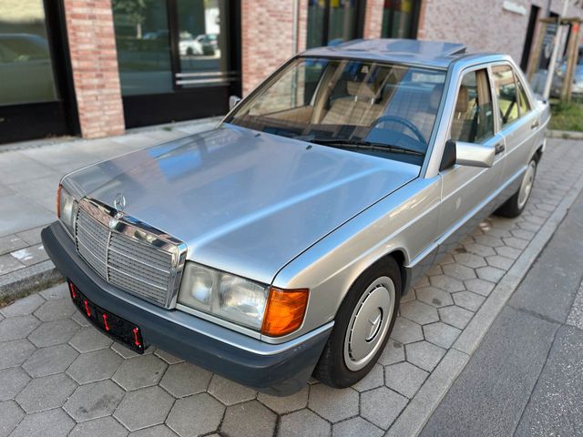 Mercedes-Benz Mercedes 190 E 2.3 von Opa! Tolle Ausstatt...