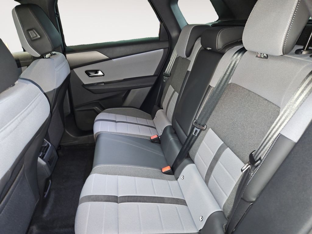 Fahrzeugabbildung Opel Grandland 1.2 DI Hybrid 48 V Automatik GS