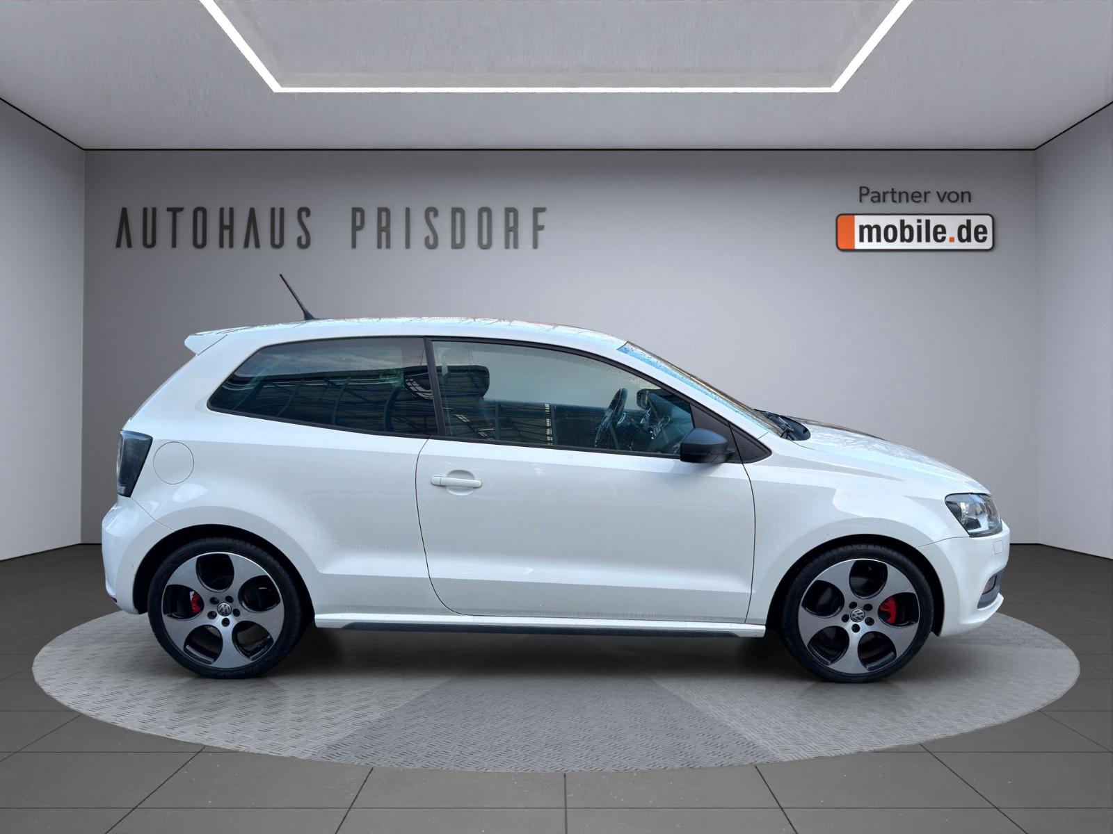 Volkswagen Polo V GTI DSG/17"/CarPlay/Sitzheizung/8Fach