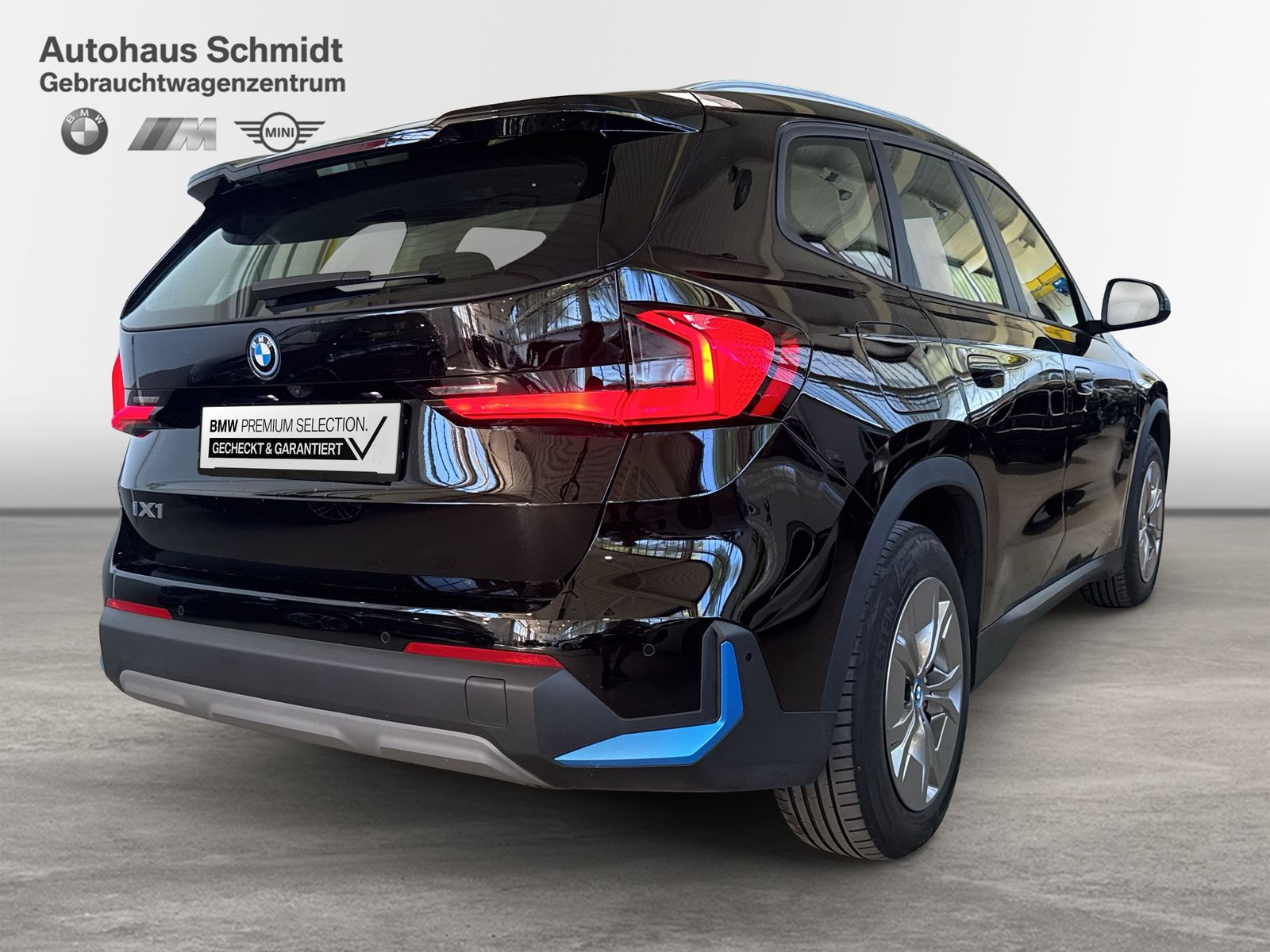 BMW iX1 xDrive30 LC DAB AHK Pano Adapt.LED Adapt.M foto 5