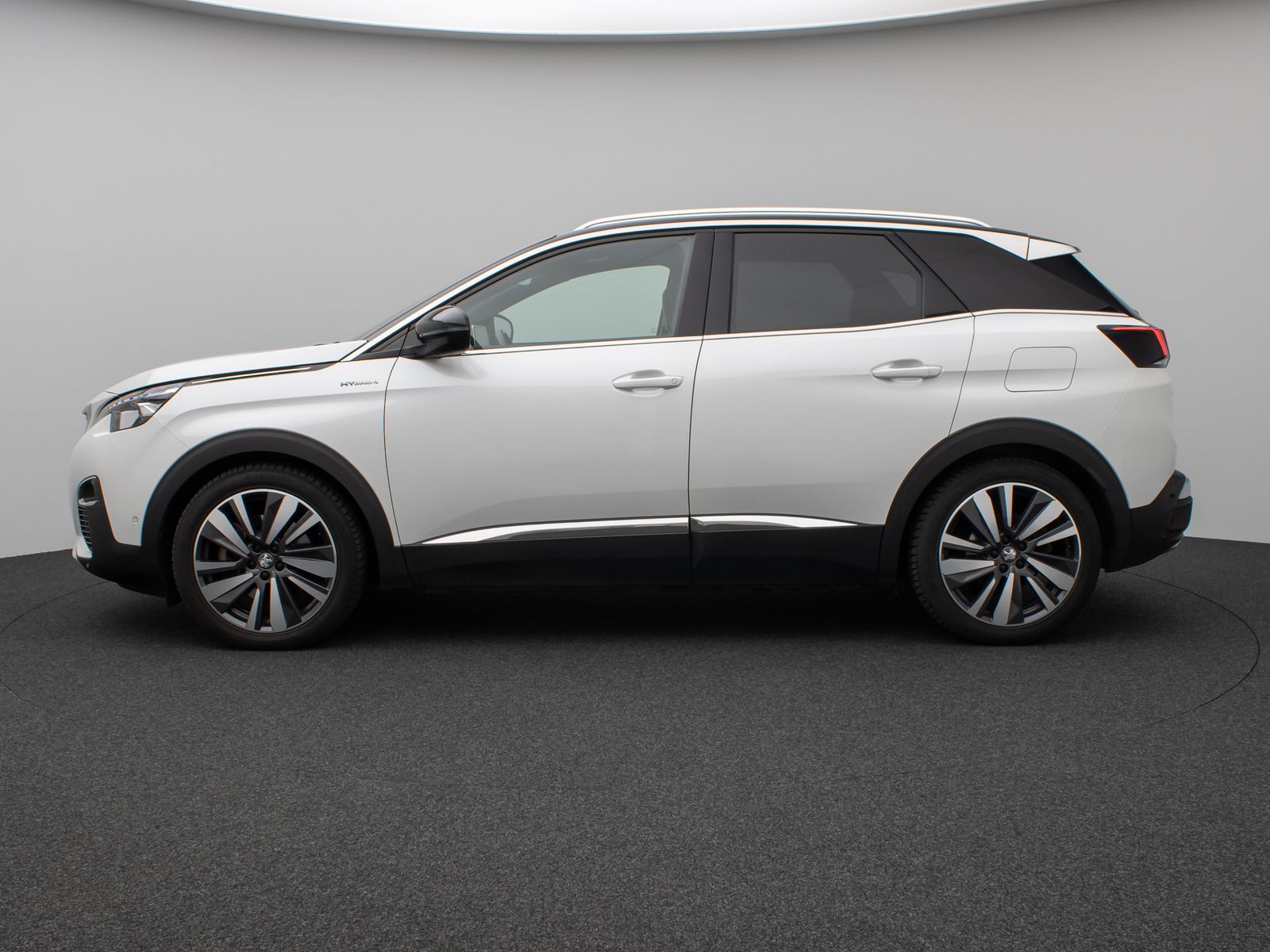 Fahrzeugabbildung Peugeot 3008 Hybrid4 300 GT Panorama 360° Massage AHK