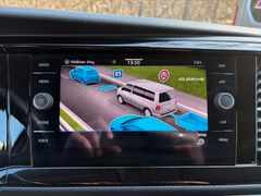 Fahrzeugabbildung Volkswagen T6.1 Multivan 150 PS STANDHZG ASSIST AHK ACC NAV