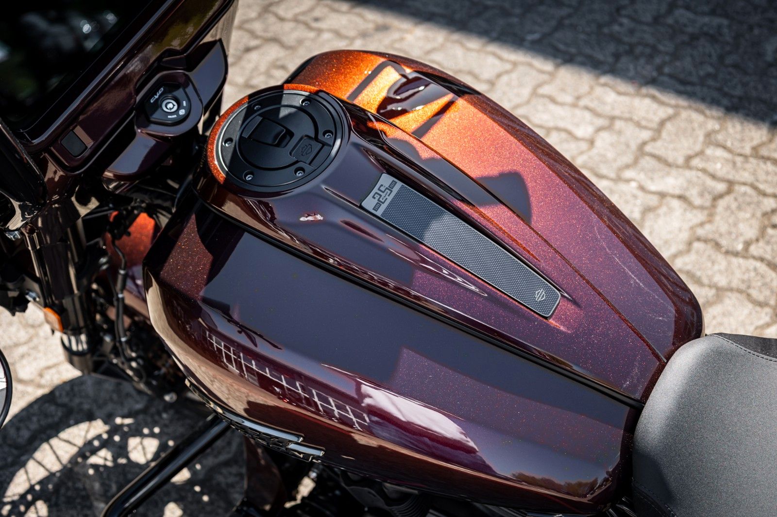 Fahrzeugabbildung Harley-Davidson CVO Street Glide FLHXSE 121 Cui - Jekill & Hyde