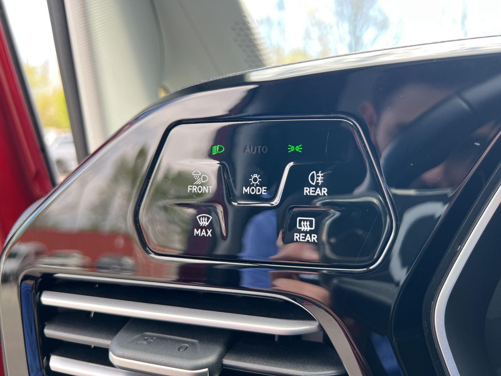 Caddy Move 2.0 TDI AHK*Navi*Pano*ACC*Kamera