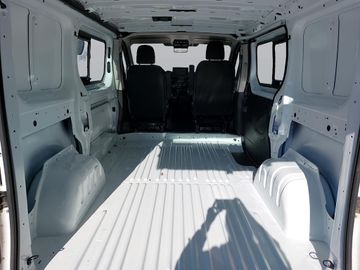 Renault Trafic - 7