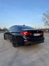 BMW M550i xDrive A - Vollausstattung - BMW M550 von privat