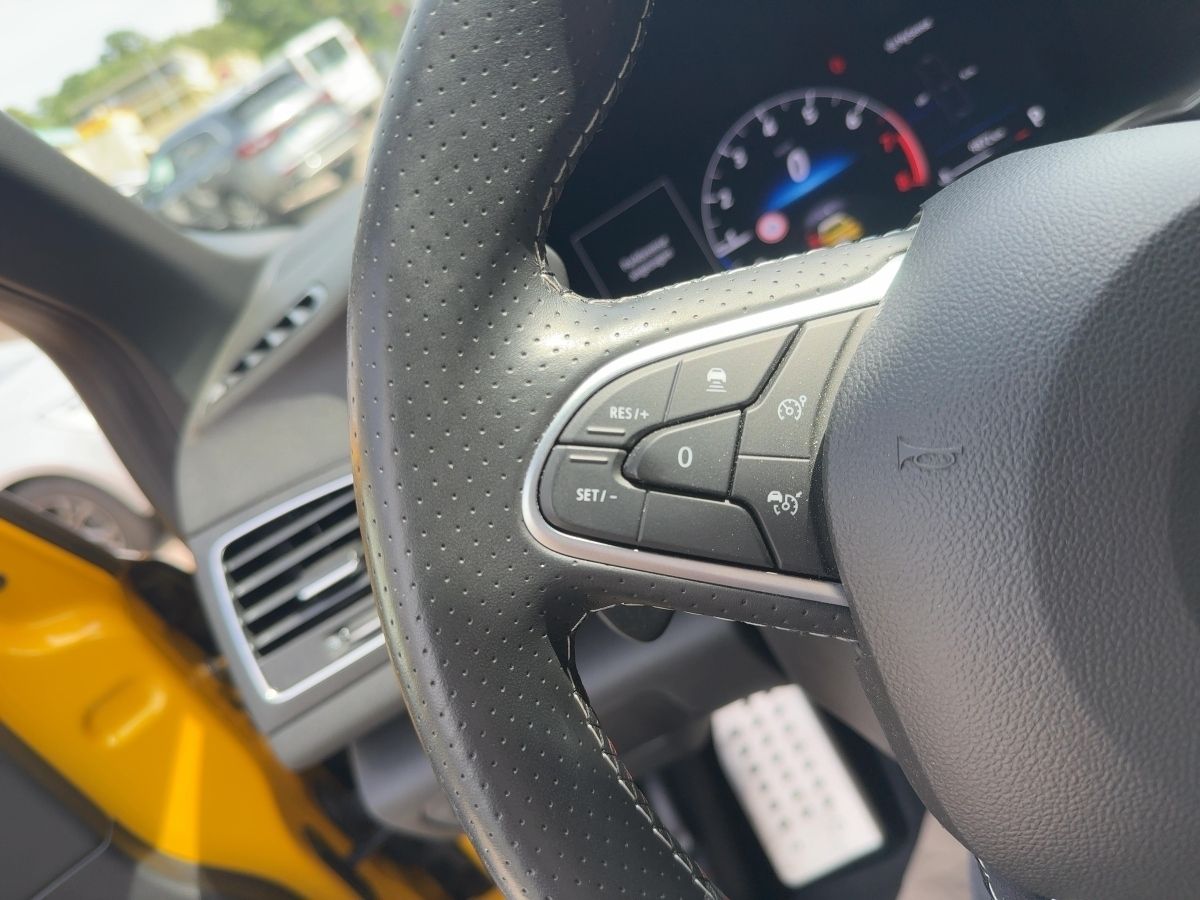 Fahrzeugabbildung Renault Megane R.S. TROPHY TCe300 EDC 9.900 km Original